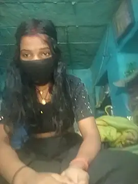 Snapshot of priyasharma899 chatting on 03/17/26, 01:54 priyasharma899 online show from 03/17/26, 01:54