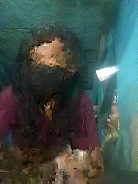 Snapshot of priyasharma899 chatting on 03/21/26, 03:37 priyasharma899 online show from 03/21/26, 03:37