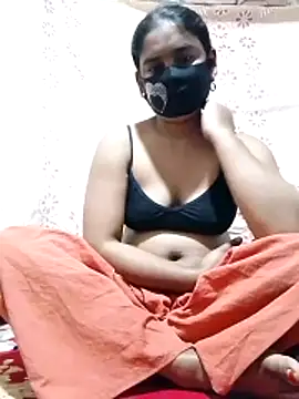 Hot Sweeti online show from 02/04/26, 10:21