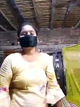 Hot Sweeti online show from 04/08/26, 09:59