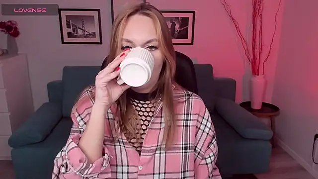 EvieMagical online show from 04/09/26, 12:32