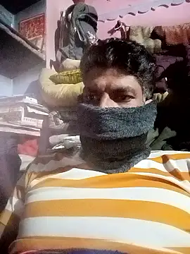 Snapshot of Hairymax_boy chatting on 01/18/26, 03:38 Hairymax boy online show from 01/18/26, 03:38