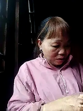 Snapshot of Sam-cute chatting on 02/01/26, 02:21 Sam-cute online show from 02/01/26, 02:21