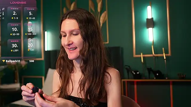 Snapshot of Fetish_Pamela chatting on 02/03/26, 03:37 Fetish Pamela online show from 02/03/26, 03:37