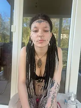demonLamia online show from 04/30/26, 05:08