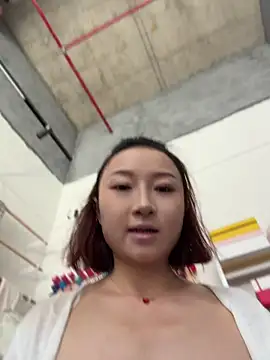 xixi26 online show from 07/13/26, 04:37
