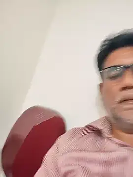 Snapshot of Aafreen999 chatting on 04/20/26, 11:02 Aafreen999 online show from 04/20/26, 11:02