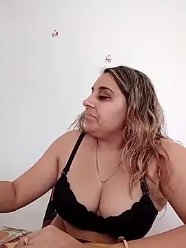 AntoAntonianna online show from 02/08/26, 09:56