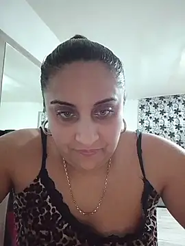 AntoAntonianna online show from 02/18/26, 06:26