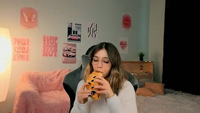 dinnerwithflowers online show from 03/03/26, 01:06