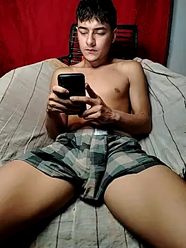 attractive-sexx online show from 02/15/26, 01:20