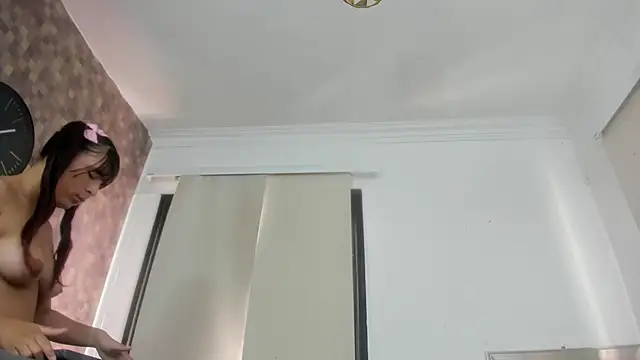 sofia laverde online show from 04/14/26, 06:58