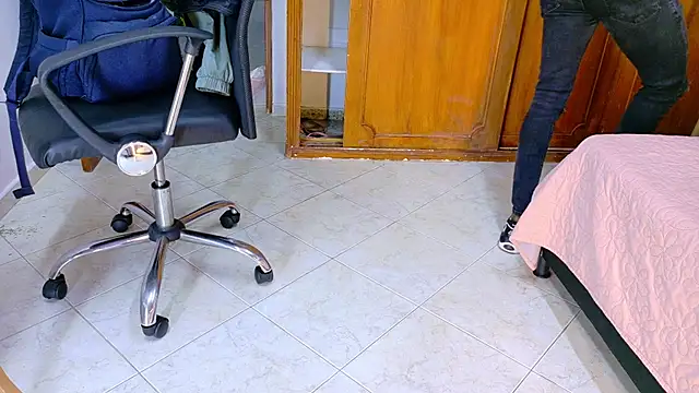 samirths boy  online show from 04/08/26, 07:08