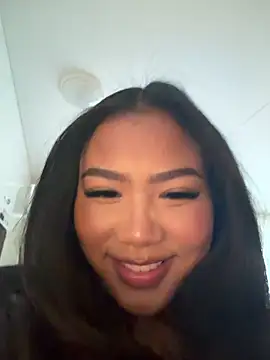 TitiTinyThai online show from 03/25/26, 04:57