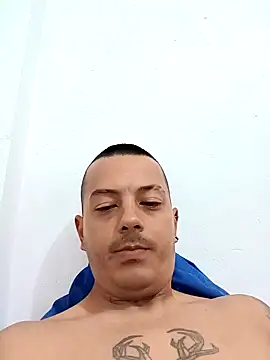 Dominic wolff online show from 02/18/26, 01:51