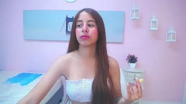 scarlett clyde online show from 04/16/26, 12:17