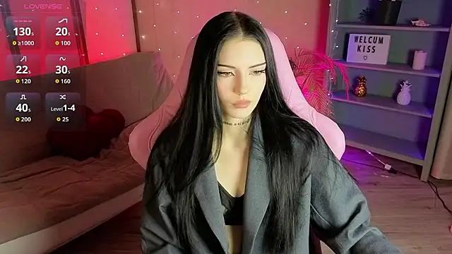 Snapshot of Kelly__Bunny chatting on 02/12/26, 10:43 Kelly Bunny online show from 02/12/26, 10:43