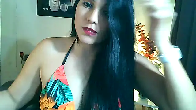 Snapshot of Miaswwe chatting on 02/07/26, 02:04 Miaswwe online show from 02/07/26, 02:04