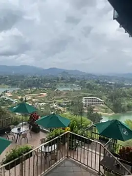 Snapshot of Miaswwe chatting on 02/15/26, 05:31 Miaswwe online show from 02/15/26, 05:31