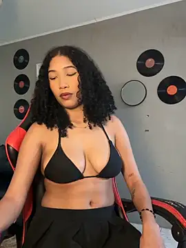 solecito011 online show from 06/17/26, 10:32