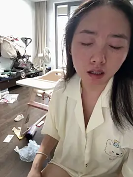 Cheating-wife online show from 06/01/26, 09:33