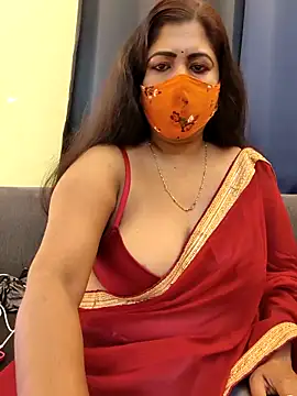 Snapshot of Poly_bhabi chatting on 02/16/26, 11:01 Poly bhabi online show from 02/16/26, 11:01