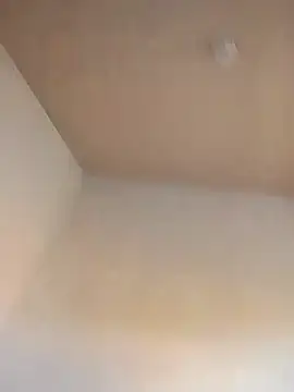 lauramartins77 online show from 01/16/26, 03:05