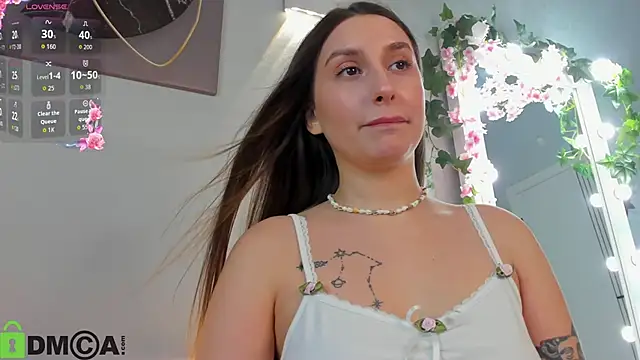 Snapshot of Celine_Coello chatting on 02/18/26, 04:19 Celine Coello online show from 02/18/26, 04:19