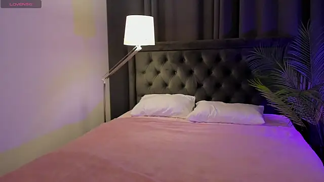 Celine Coello online show from 05/19/26, 08:37