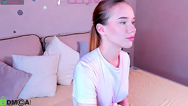 Snapshot of Nicole_Vasquez chatting on 02/04/26, 09:48 Nicole Vasquez online show from 02/04/26, 09:48