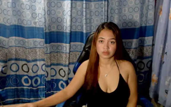 Snapshot of pinay_mayahiga chatting on 04/11/26, 02:10 pinay mayahiga online show from 04/11/26, 02:10