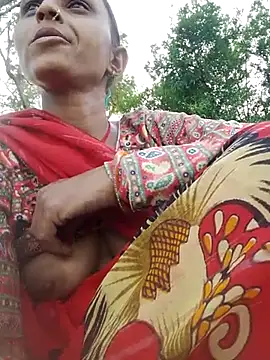 Juli rathore online show from 05/29/26, 12:03