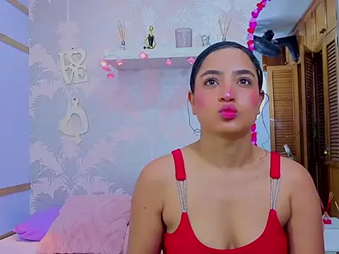 Emma Thompssonn online show from 02/14/26, 11:51