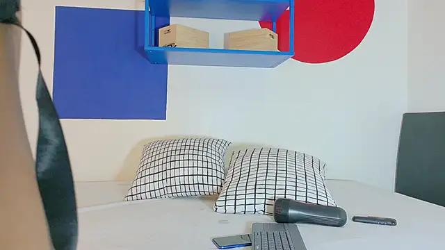 AndrewKenoxx  online show from 03/21/26, 07:39