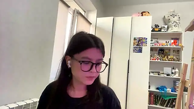 SaintMari online show from 05/06/26, 12:21