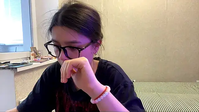 SaintMari online show from 05/21/26, 12:23