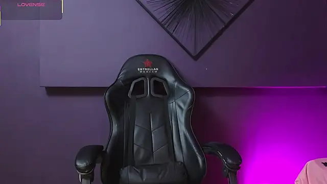 Rosse Baker  online show from 04/15/26, 12:34