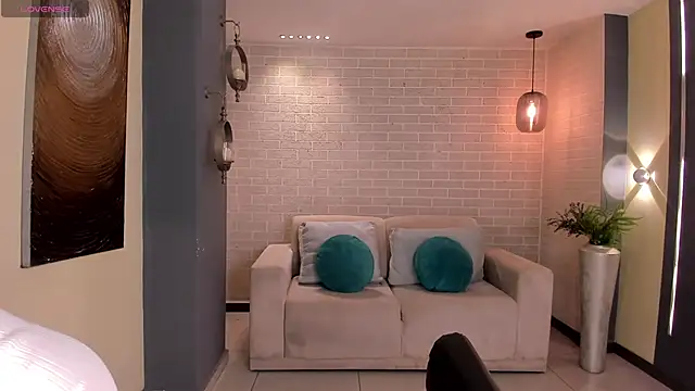 MilaVelvet  online show from 02/10/26, 12:20