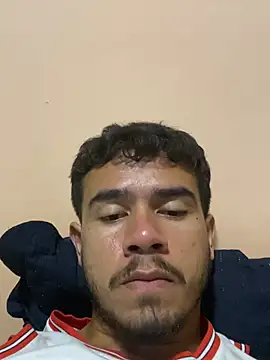 Snapshot of reipromiscuo01 chatting on 02/04/26, 02:50 reipromiscuo01 online show from 02/04/26, 02:50