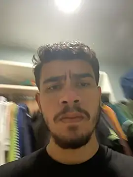 Snapshot of reipromiscuo01 chatting on 02/06/26, 03:26 reipromiscuo01 online show from 02/06/26, 03:26