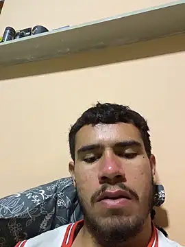 Snapshot of reipromiscuo01 chatting on 02/11/26, 01:54 reipromiscuo01 online show from 02/11/26, 01:54