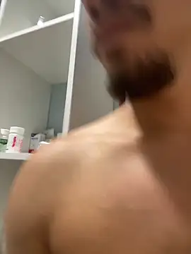 Snapshot of reipromiscuo01 chatting on 02/21/26, 05:58 reipromiscuo01 online show from 02/21/26, 05:58