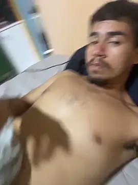 Snapshot of reipromiscuo01 chatting on 02/23/26, 01:25 reipromiscuo01 online show from 02/23/26, 01:25