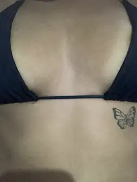 raveninha05 online show from 04/26/26, 10:29