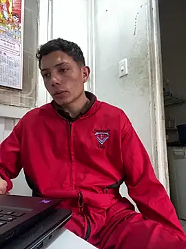 santiObrero online show from 02/09/26, 07:40