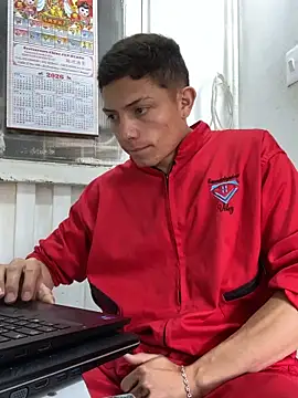 santiObrero online show from 02/24/26, 04:16