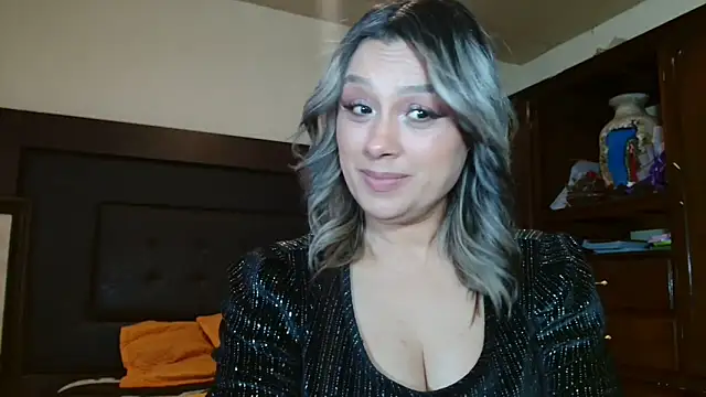 aitanalove  online show from 05/15/26, 12:50