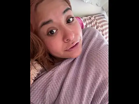 Nailealipsglossy online show from 02/18/26, 03:08