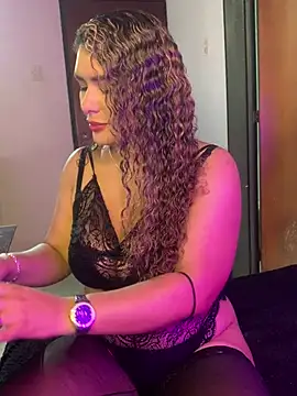 Snapshot of TianaRios_Pink chatting on 02/11/26, 05:07 TianaRios Pink online show from 02/11/26, 05:07