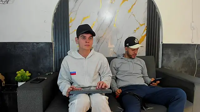 Snapshot of Angel_Villareal chatting on 02/27/26, 05:07 Angel Villareal online show from 02/27/26, 05:07